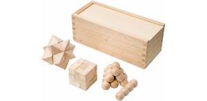 Zestaw trzech układanek TRICKY